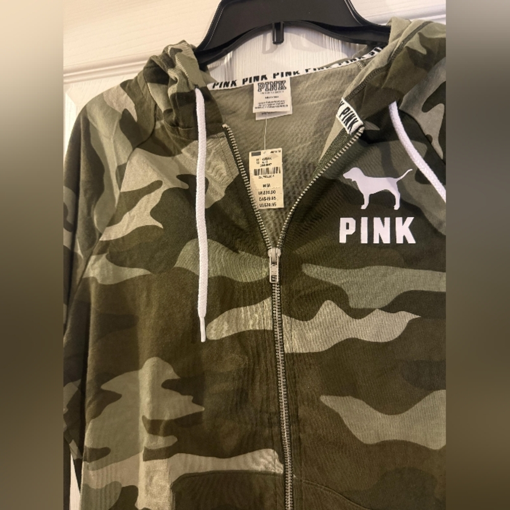 PINK Victoria's Secret Camouflage Zip-Up Hoodie - Picture 3 of 4